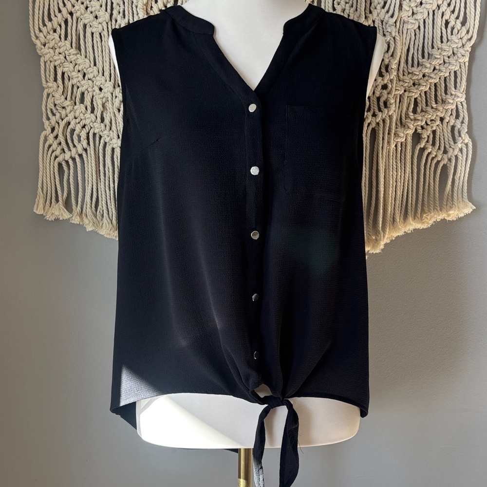 Apt. 9 Black Sleeveless Button-Down Shirt